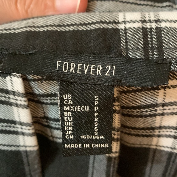 Plaid Forever 21 mini skirt, size small - Picture 5 of 5